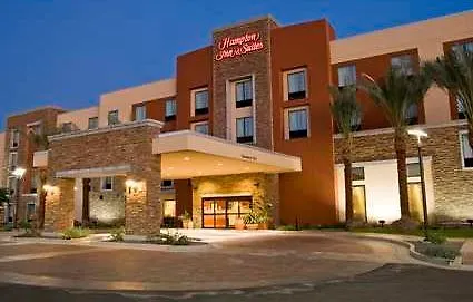 Hampton & Phoenix Fashion Center Hotel
